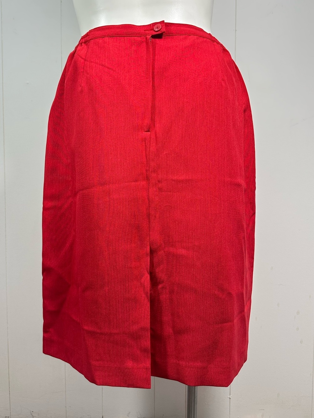 NEW NYP Suits Size 18 Women’s Red Lined Blazer And Skirt Suit Set Button Up - Picture 8 of 16